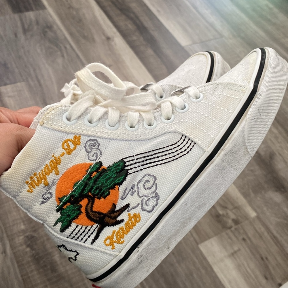 New Vans X Cobra Kai Karate Kid Sk-8 Shoe Miyagi Dojo 5 Women - Picture 4 of 12